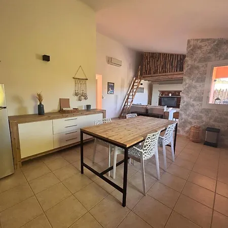 2 Chambres, Mezzanine Et Piscine * Porto-Vecchio (Corsica)