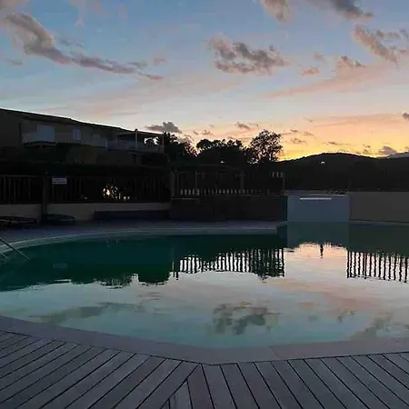 2 Chambres, Mezzanine Et Piscine Appartamento