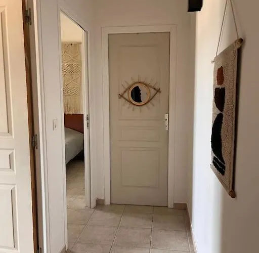 2 Chambres, Mezzanine Et Piscine Apartment *